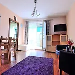 アパート Victus Atmospheric With Parking And Balcony By Renters