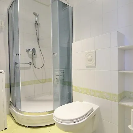 Victus Atmospheric With Parking And Balcony By Renters * 소포트